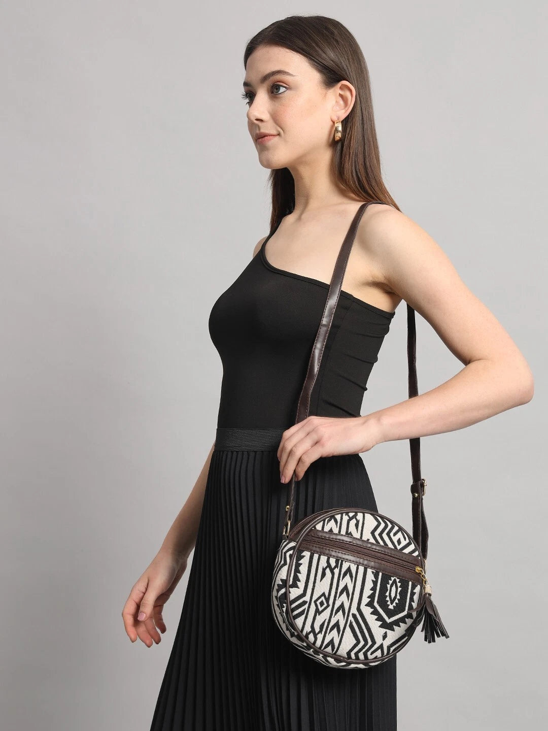 Flicker Jacquard Round Sling Bag - Onyx